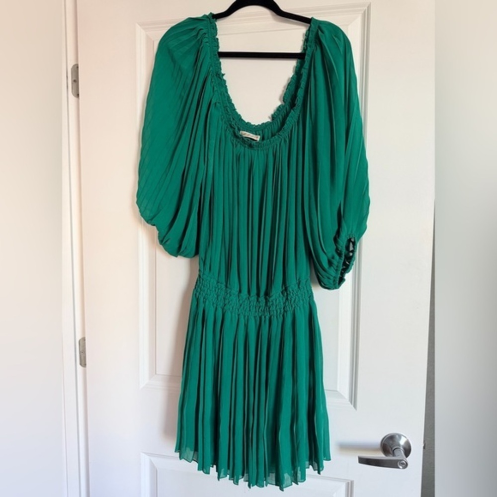 Max Studio Specialty Products Women’s Elegant Green Mini Dress size Small